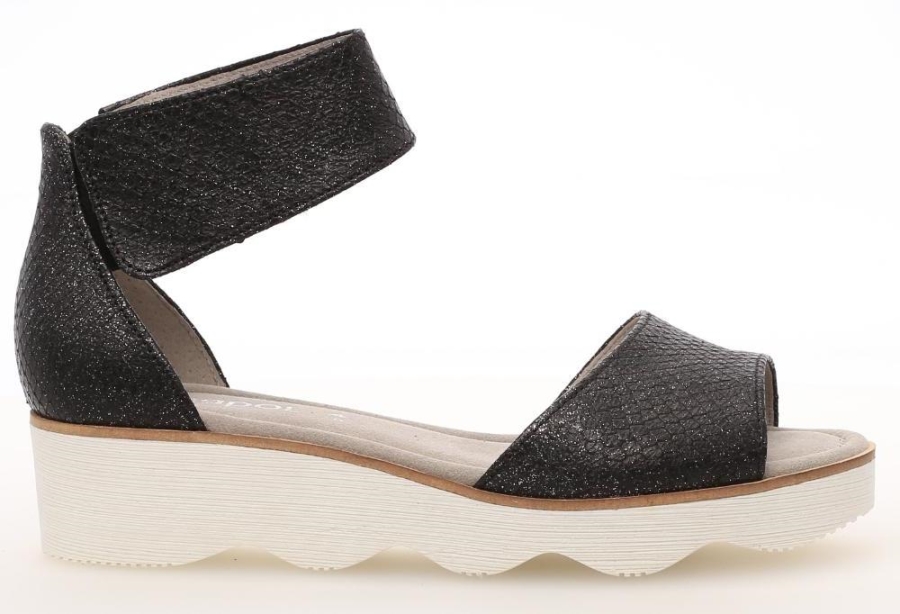 Kimalteleva Musta Käärme 21610.67 Gab