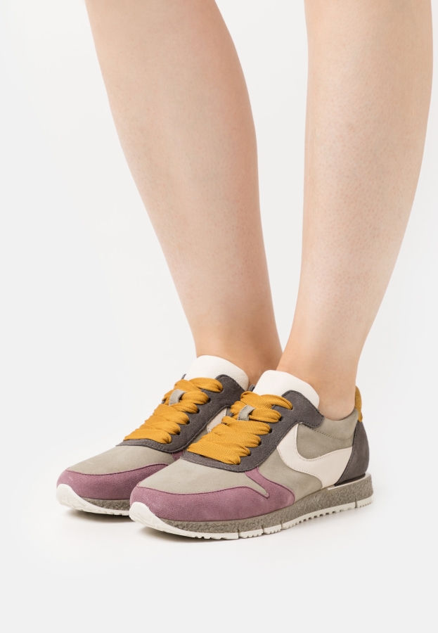 Moniväriset Tennarit Gabor