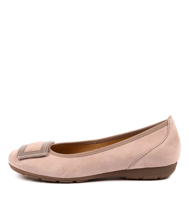 Sarah Antikrosa Mokka Gabor